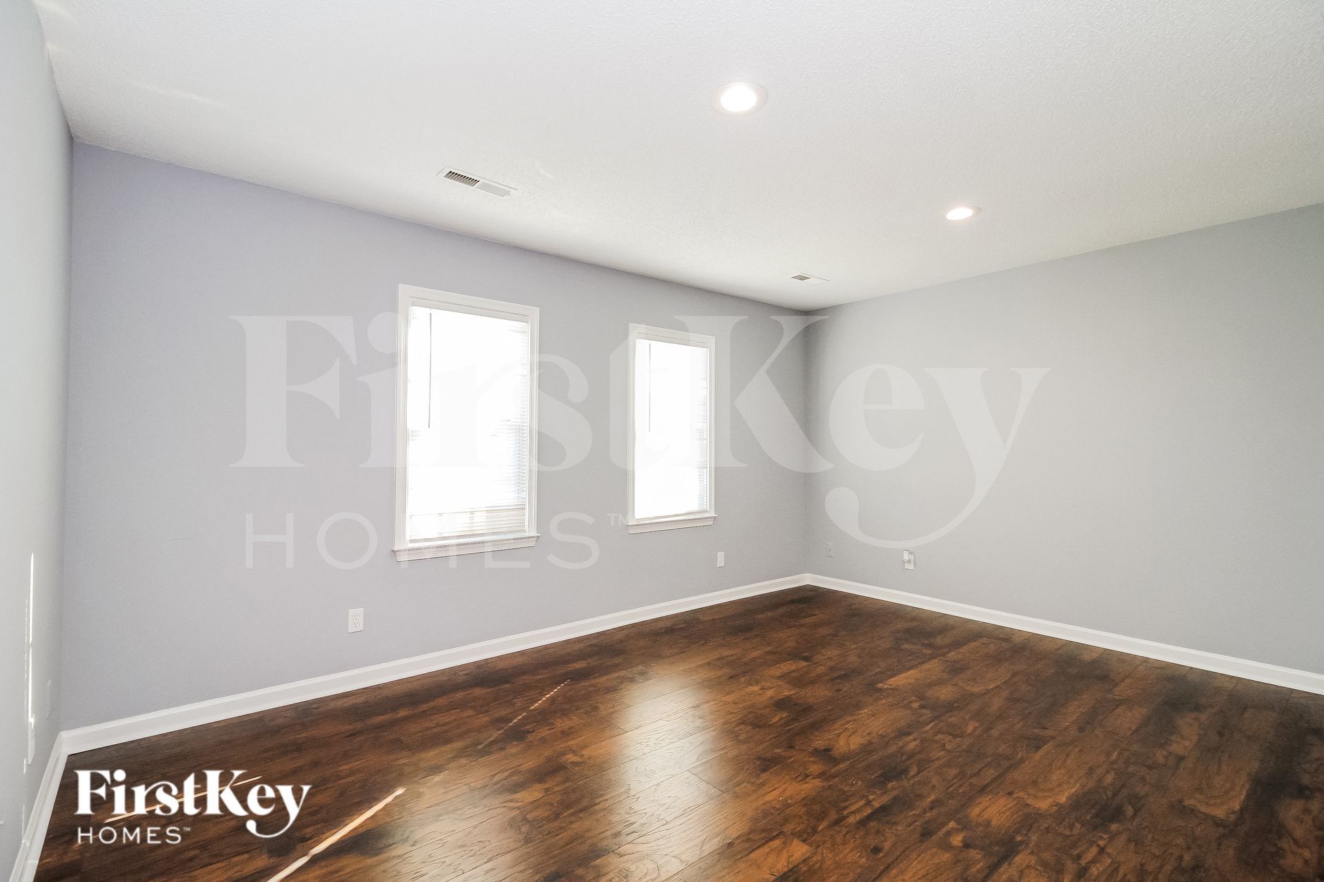Building Photo - 701 Hampton Way Dr