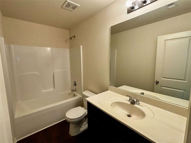 Building Photo - 343 Merigold Way