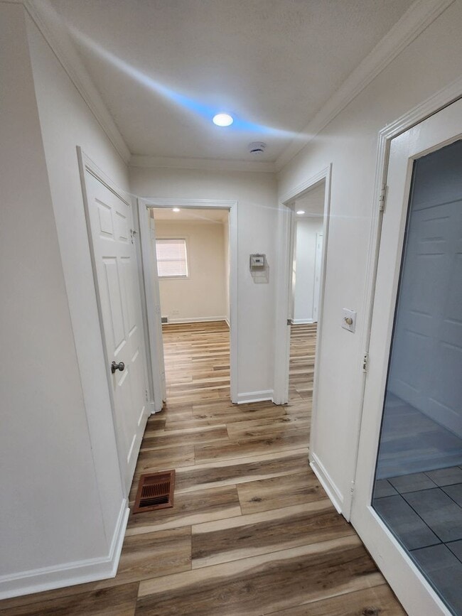 Building Photo - Newly updated 3 bedroom 1.5 bath home for rent with partial finished basement with additional bed...