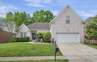 Building Photo - 6925 Sunnywood Dr