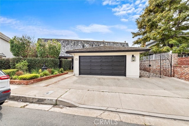 Building Photo - 615 Bolsana Dr
