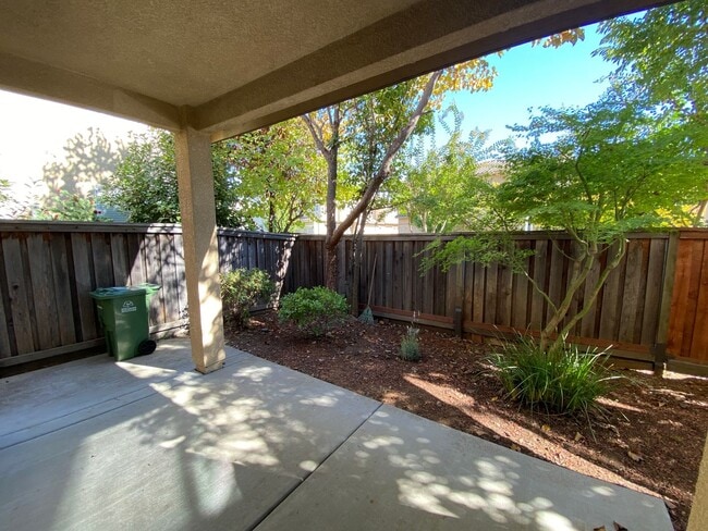 Building Photo - Move in by 01/15/2026 and Get $300 Off the First Month of Rent