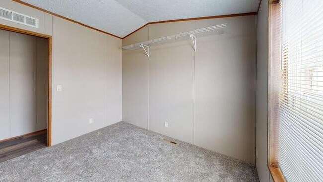 Building Photo - 339 Continental Ave