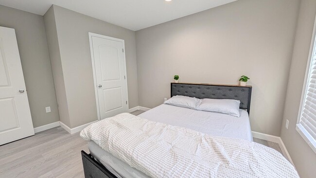 Building Photo - 2253 Papermill Rd