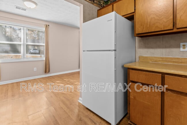 Building Photo - 236 Mateo Walk