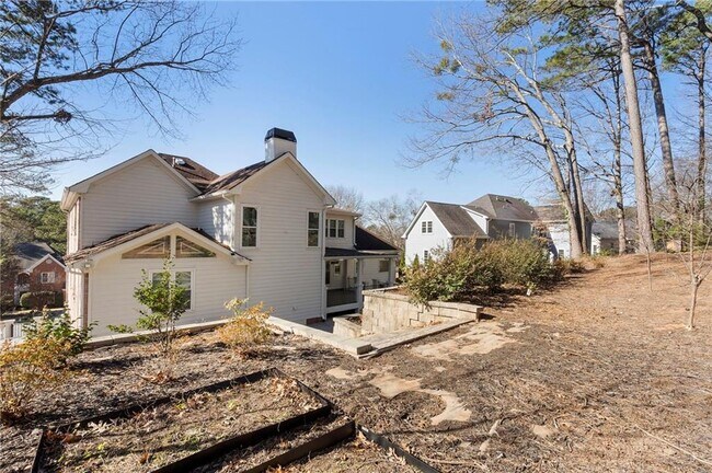 Building Photo - 526 Coopers Pond Dr