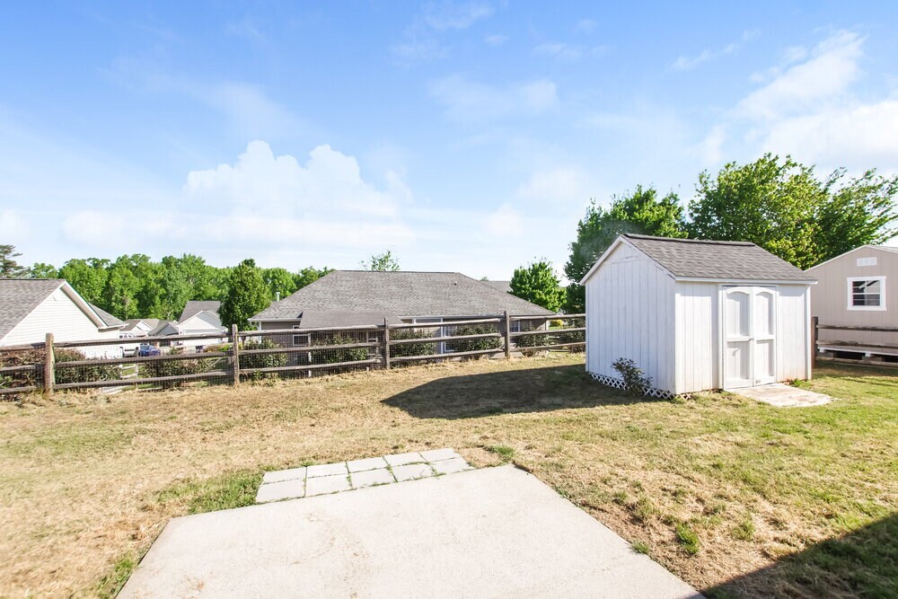 Building Photo - 1118 Landen Chase Drive