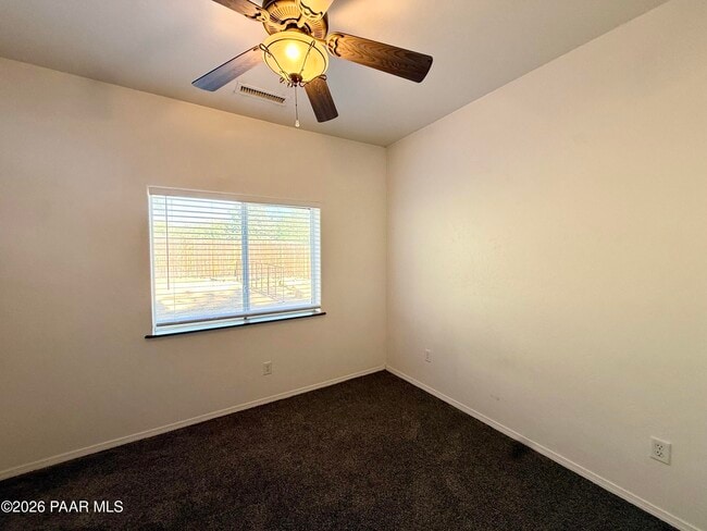 Building Photo - 1460 Loren Dr
