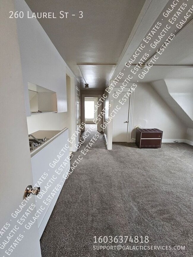 Building Photo - 260 Laurel St