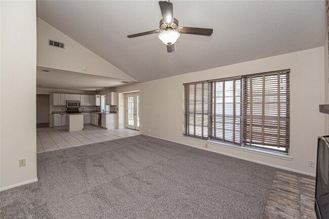 Building Photo - 25518 Chapel Ridge Ln