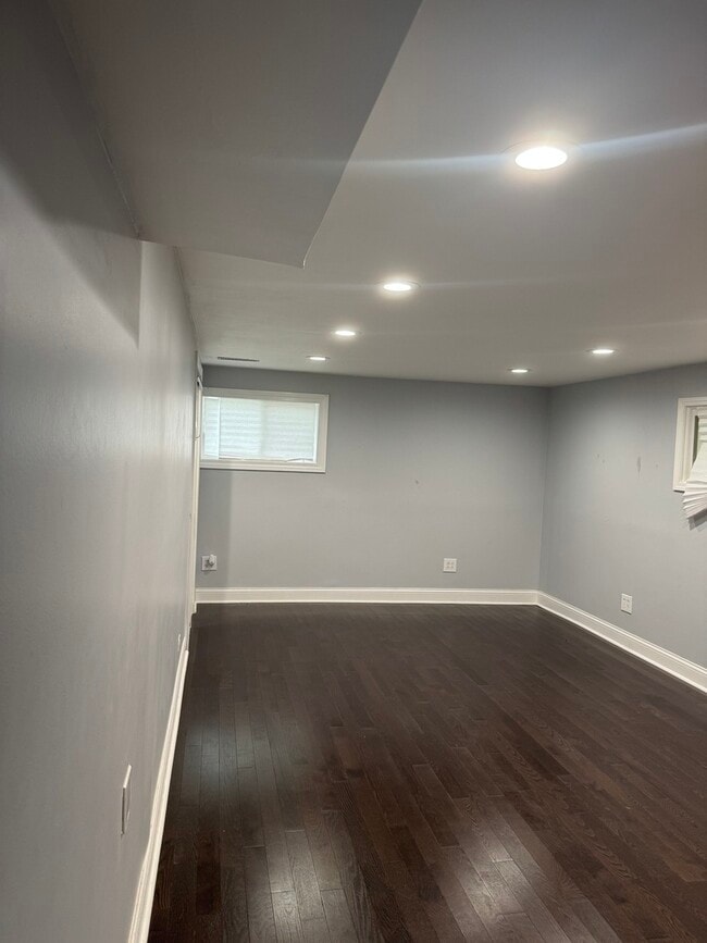 Building Photo - 7800 W 98th Pl