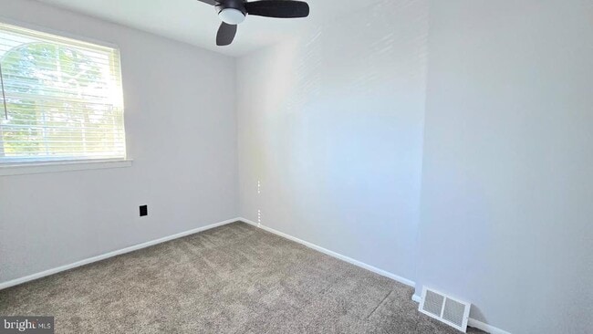 Building Photo - 4214 Carteret Dr