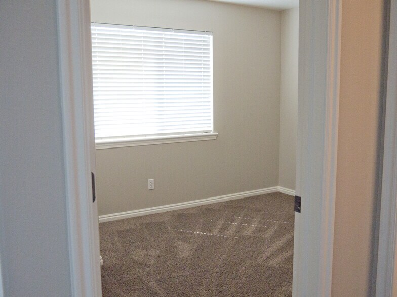 Bedroom 2 - 963 W 670 S