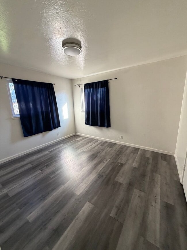 Building Photo - 5509 57th St