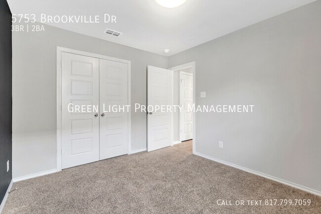 Building Photo - 5753 Brookville Dr