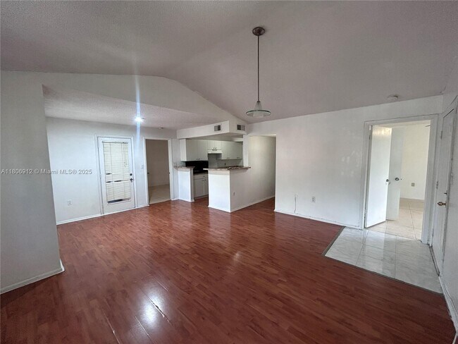 Primary Photo - 10581 SW 155th Ct