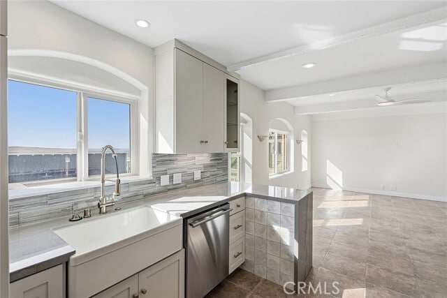 Building Photo - 3309 Highland Ave