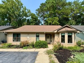 Building Photo - Conway - 2 Bedroom / 2 Bathroom Home (55+ Community)
