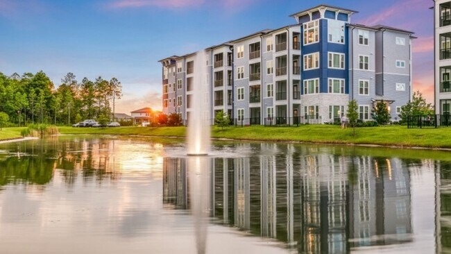 Building Photo - 824 Integra Pk Dr