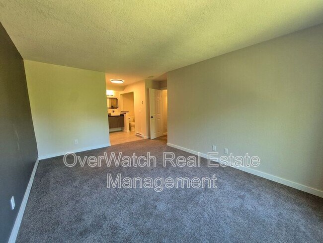 Building Photo - 1300 W 7th Ave