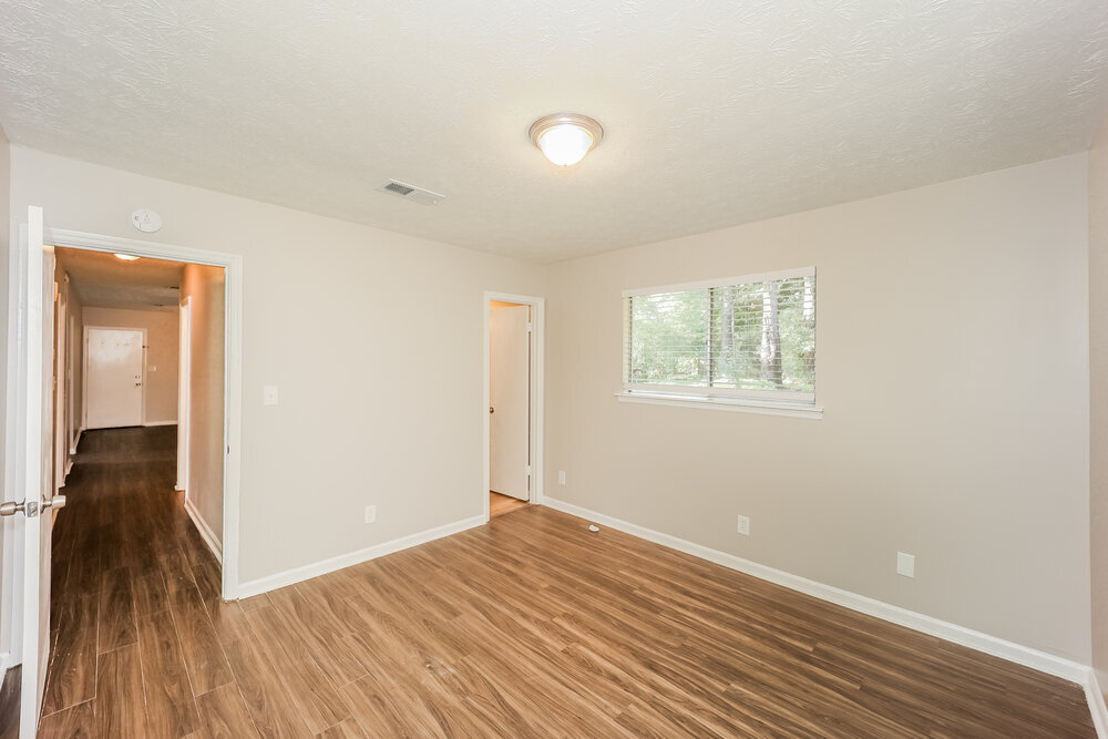 Building Photo - 156 Meadowlark Ln
