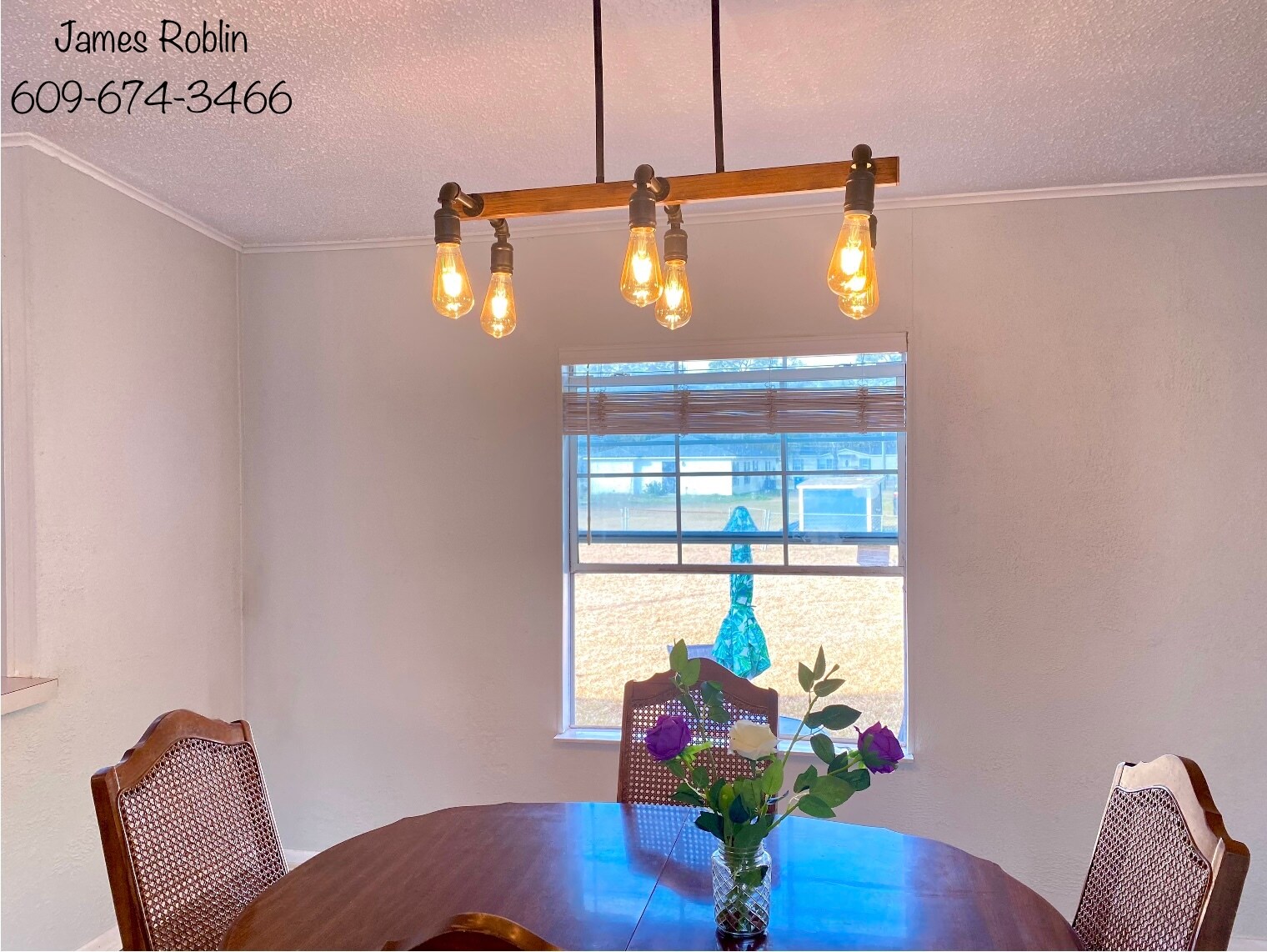 Building Photo - 13510 Foxwood Height Cir E