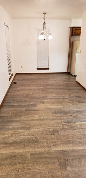Dining room - 908 Acacia Cir