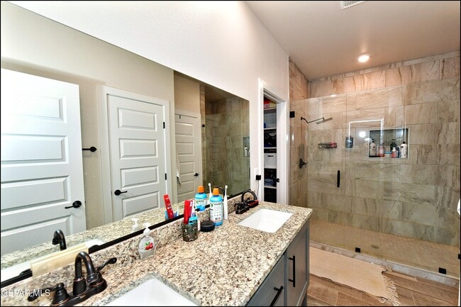 Building Photo - 11182 Blazing Star Pl