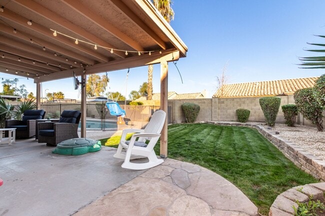 Building Photo - The Search is Over! 3-Bedroom, 2.5 baths with Refreshing Fenced Play Pool!