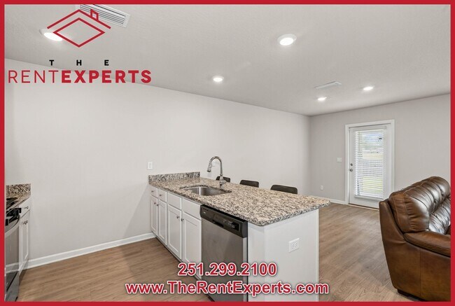 Building Photo - 2599 Cedarwood St