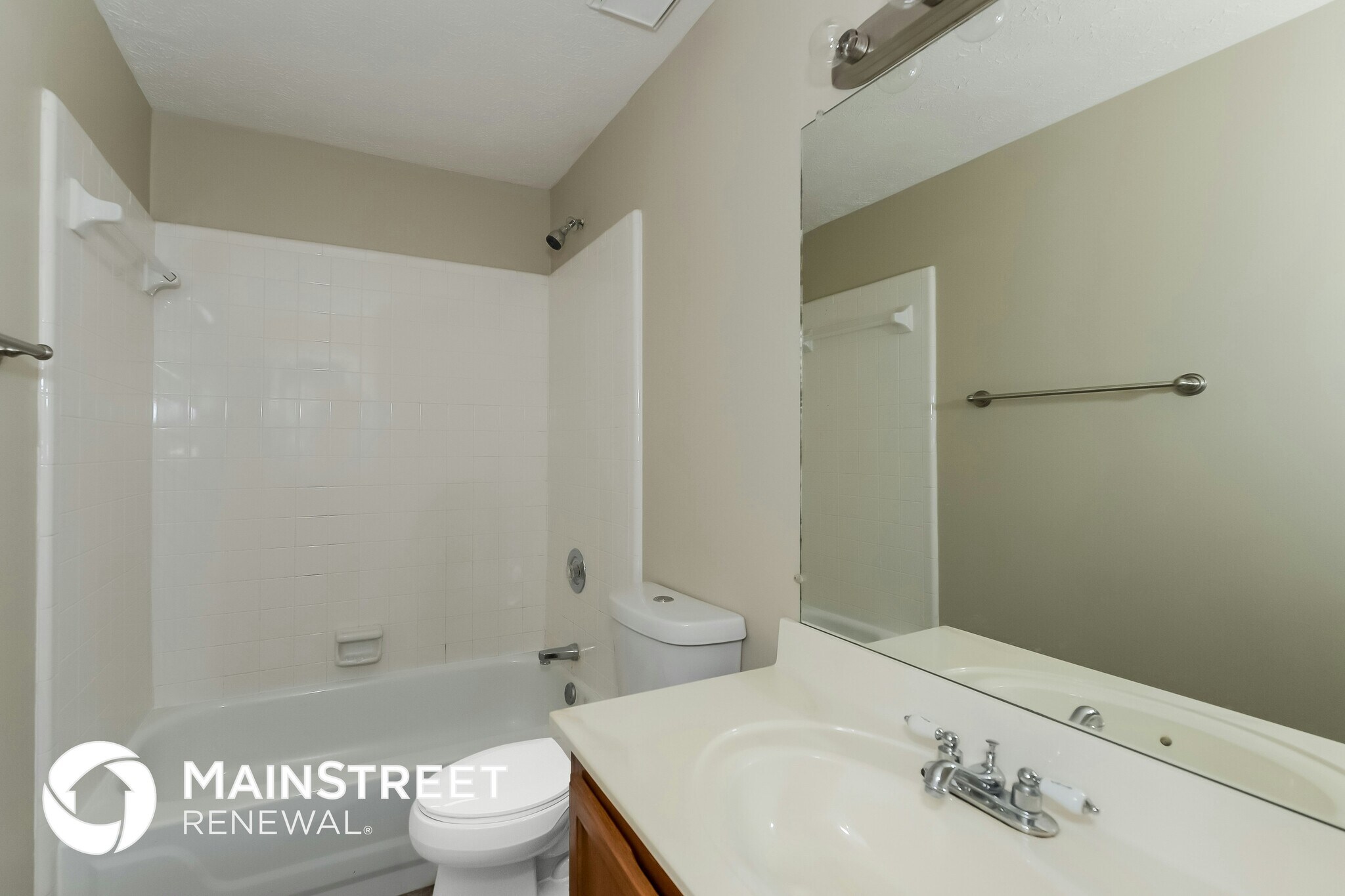 Building Photo - 1129 Mistletoe Cir