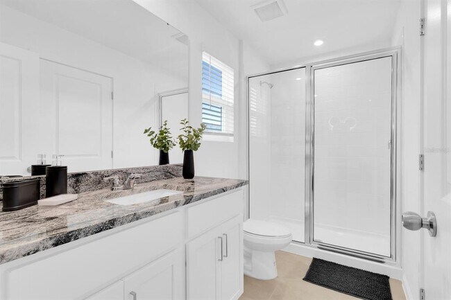 Building Photo - 2312 Zaballina Pl