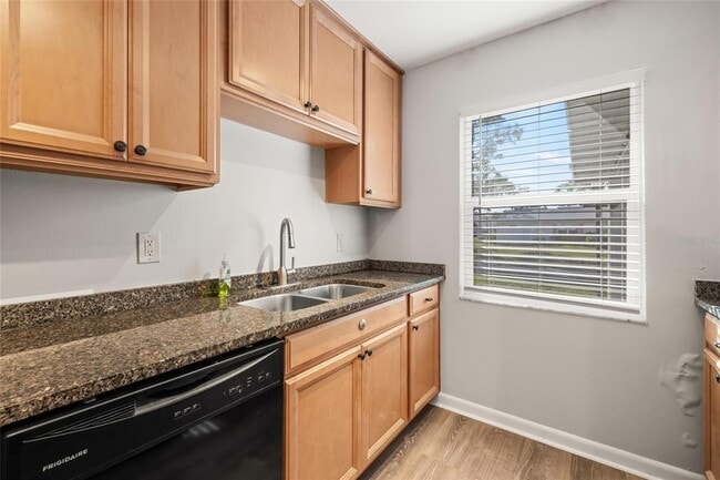 Building Photo - 3267 39th St S