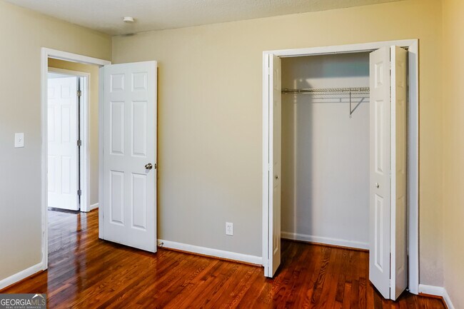 Building Photo - 3762 Elkridge Dr