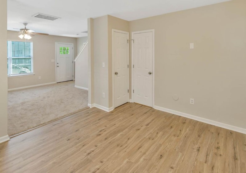Building Photo - 236 Pangle Dr