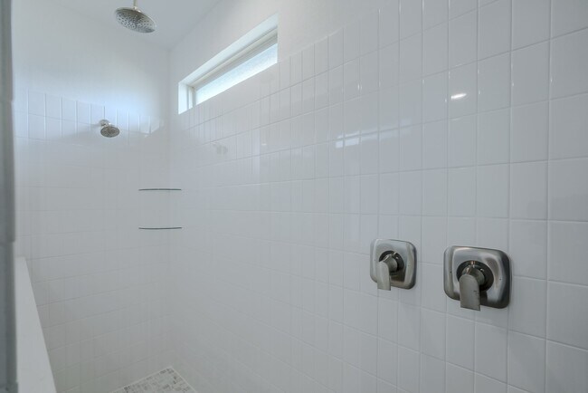 Building Photo - 15135 Wild Gully Wy