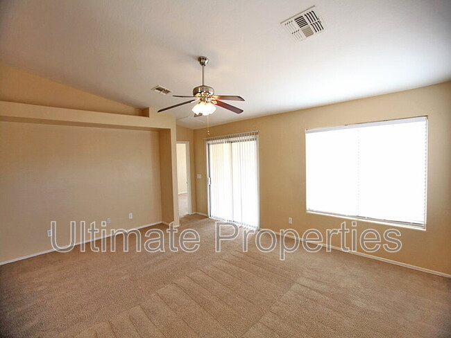 Building Photo - 2333 W Maldonado Dr
