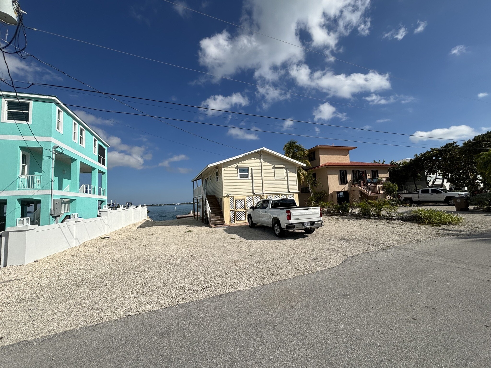 Building Photo - 757 La Fitte Rd