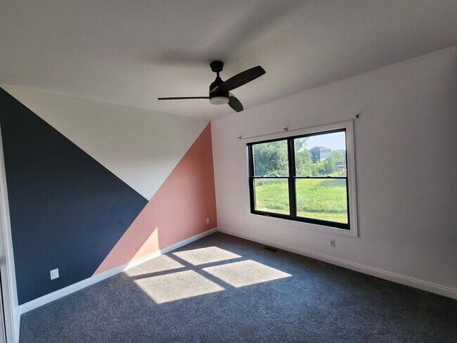 Building Photo - 6817 Timber Ct