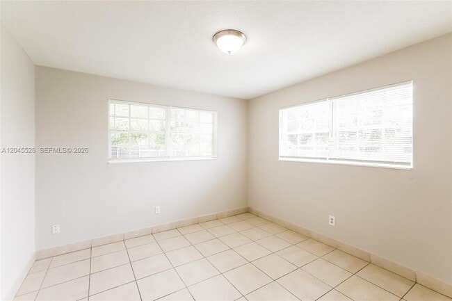 Building Photo - 4115 NW 185th St