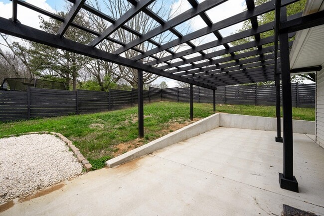 Building Photo - 1204 Lyric Ln