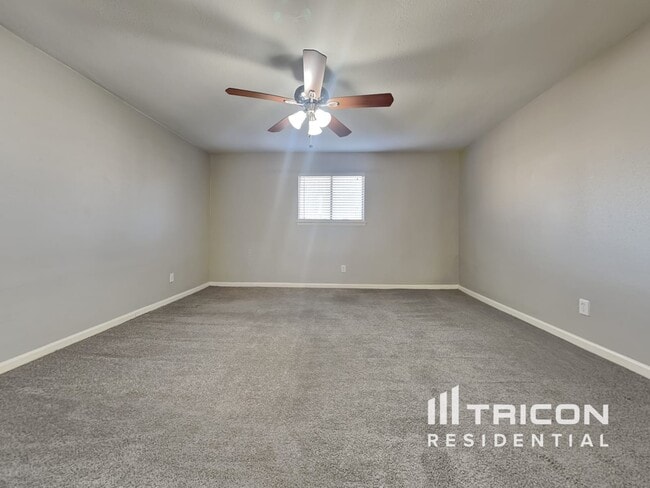 Building Photo - 5515 Fallengate Dr