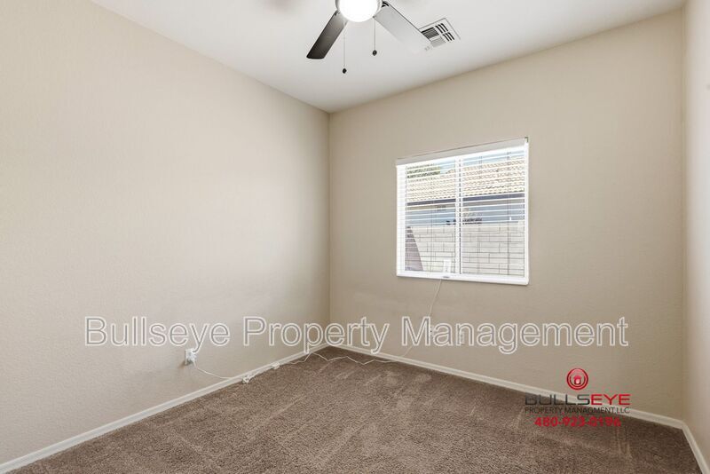 Building Photo - 3736 E Woodside Way
