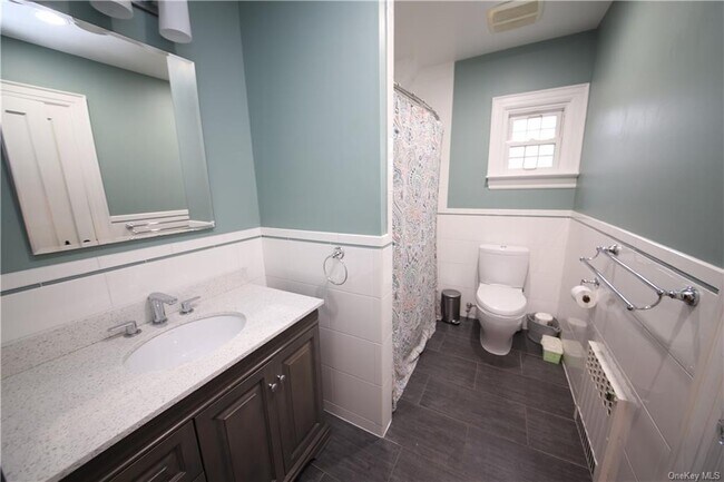 Building Photo - 15 Beacon Hill Rd