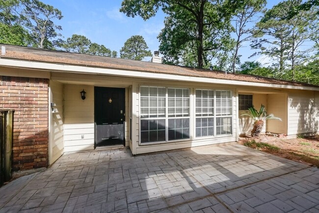 Building Photo - 23 Emery Cliff Pl