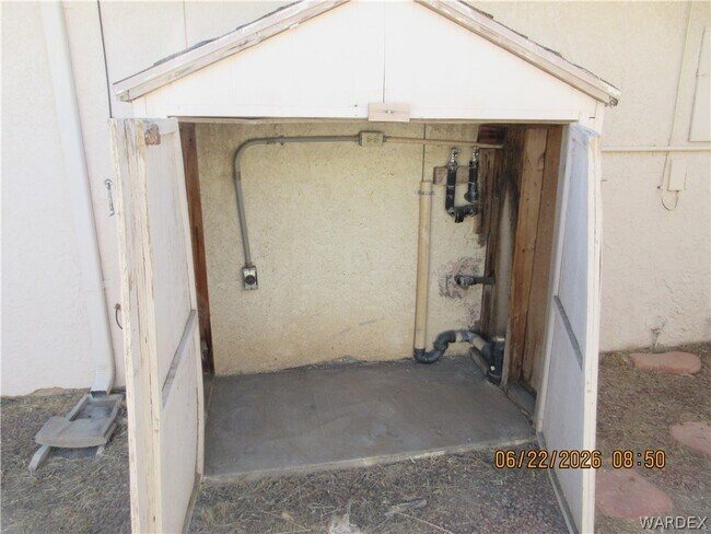 Building Photo - 3090 E Butler Ave