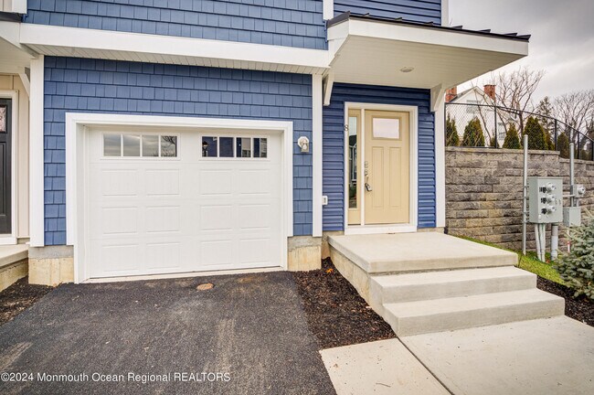 Building Photo - 8 Raritan Ave