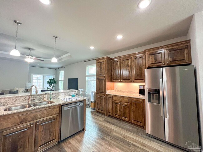 Building Photo - 5322 Parkside Dr