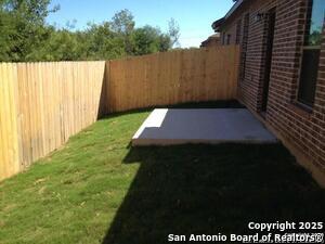 Building Photo - 131 Creekside Villa Dr