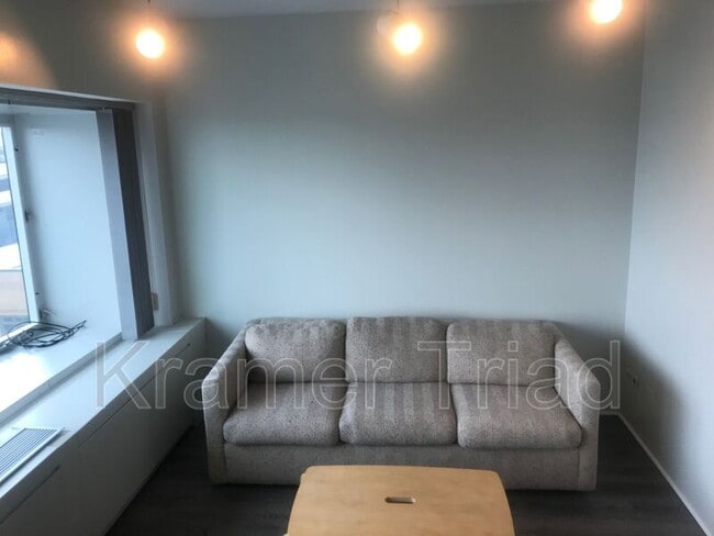 Building Photo - 555 E William St